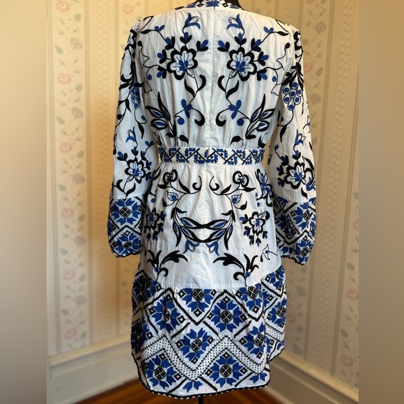 Anthropologie embroidered v-neck dress - Picture 4 of 9